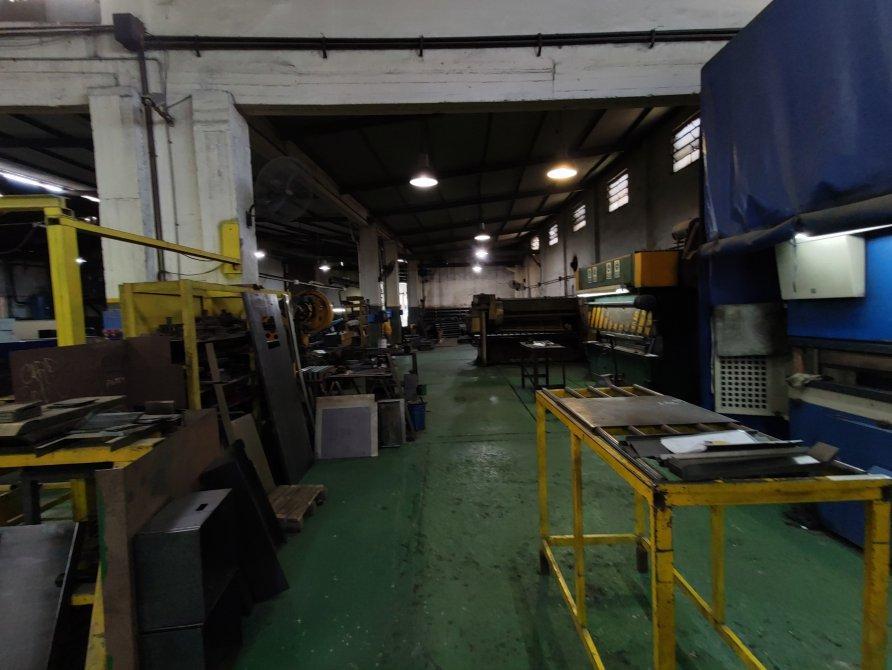 Venta Galpón en Pompeya de 1900 m² 3