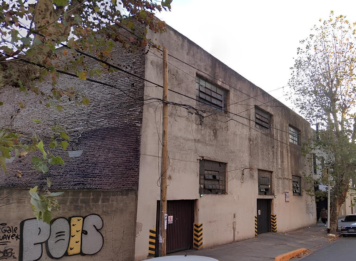 Cochera Cubierta en Avellaneda Centro 2