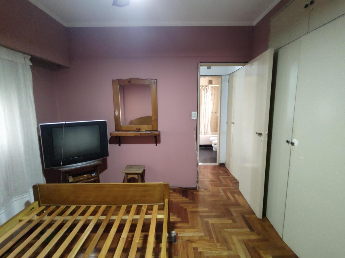 Excelente Departamento de 2 Ambientes en El Centro de Avellaneda 3