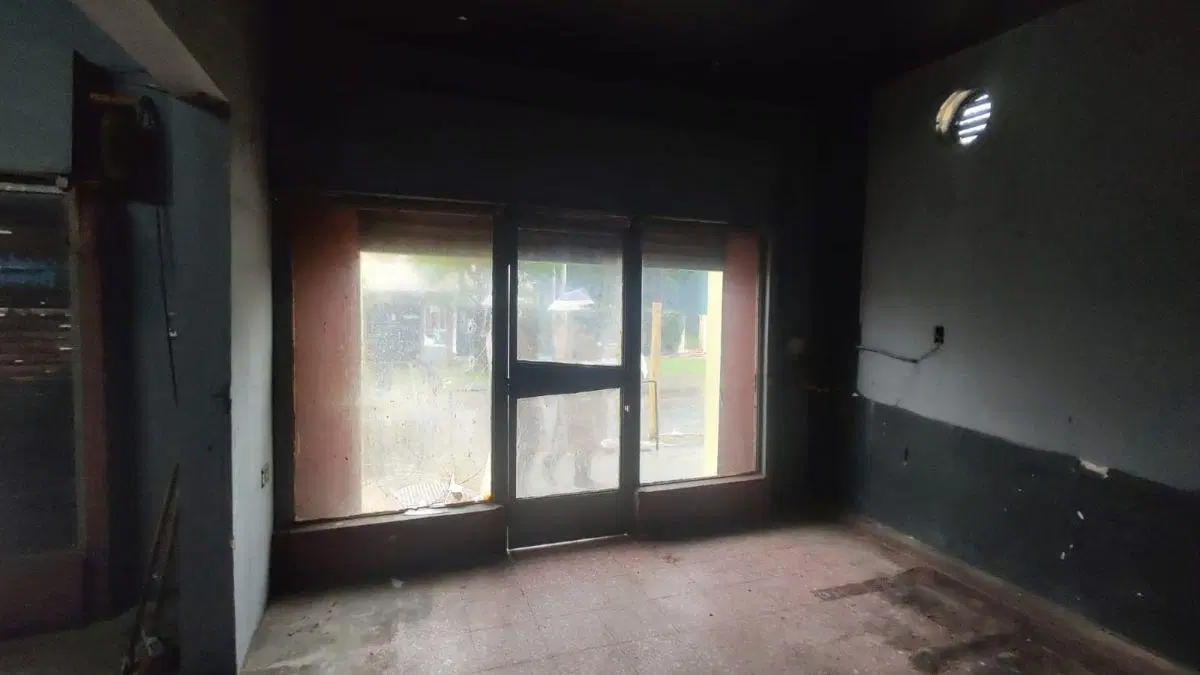 LOCAL EN ALQUILER – MONTEVIDEO 1352, BERNAL 4