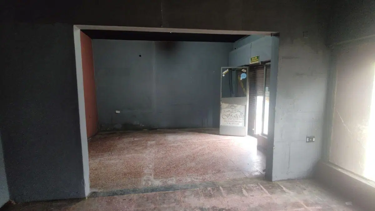 LOCAL EN ALQUILER – MONTEVIDEO 1352, BERNAL 2