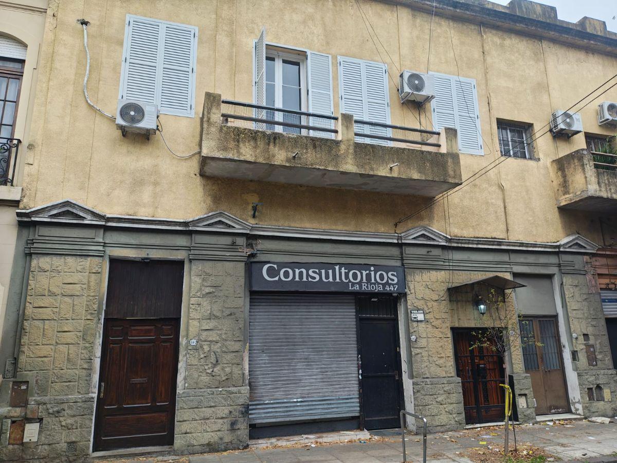 Departamento de Estilo Antiguo 5 AMBIENTES AMPLIOS Excelente Ubicación – San Cristóbal