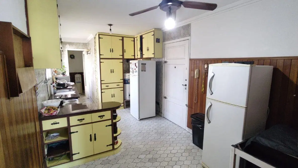 DEPARTAMENTO DE 4 AMBIENTES + DEPENDENCIA BALCÓN AL FRENTE 3