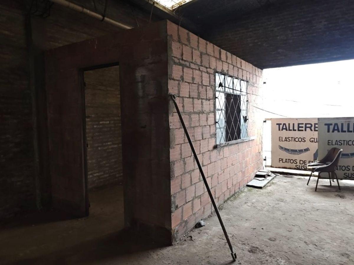 Foto de GALPÓN INDUSTRIAL / DEPÓSITO EN BARRACAS – 463 m² CUBIERTOS – MIXTURA 2 – EXCELENTE UBICACIÓN, imagen 5