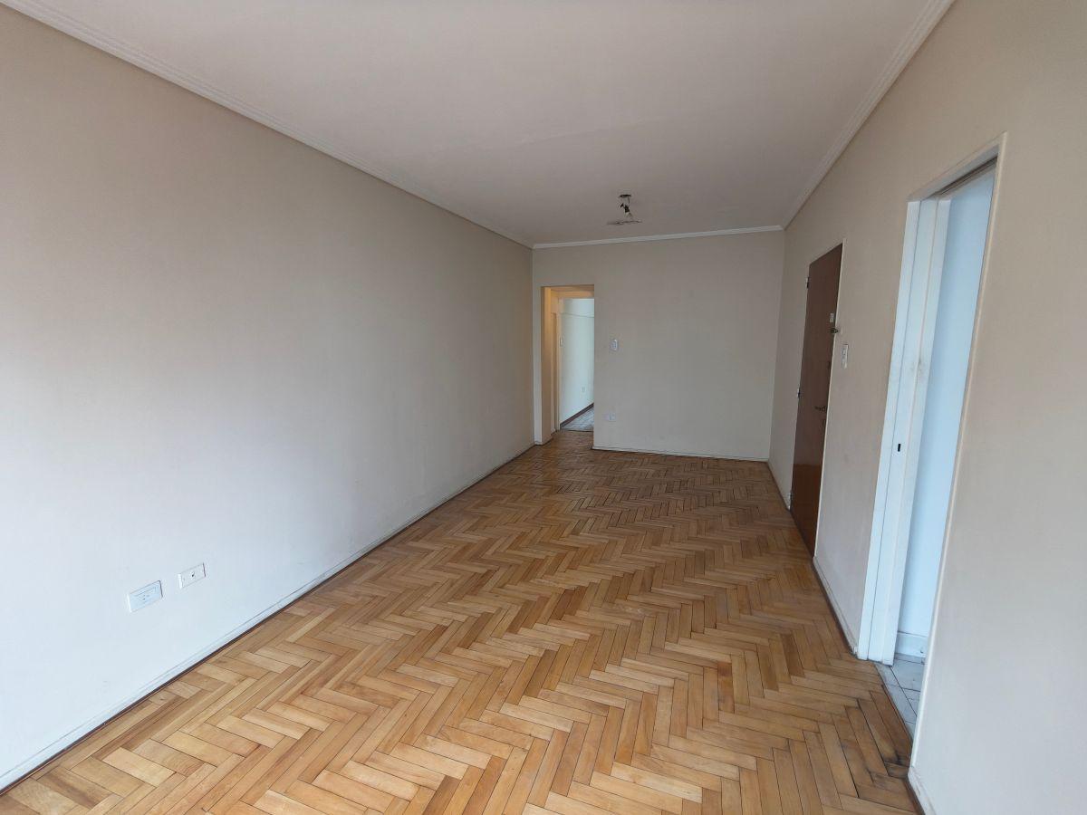 Foto de EXCLUSIVO DEPARTAMENTO DE 2 AMBIENTES CON BALCÓN Y PATIO EN AVELLANEDA, imagen 4