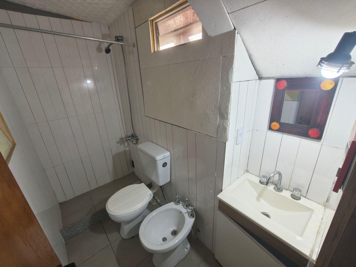 Foto de PH TIPO MONOAMBIENTE CON PEQUEÑO PATIO EN SARANDÍ, imagen 2
