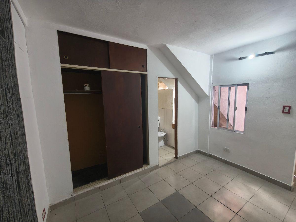 Foto de PH TIPO MONOAMBIENTE CON PEQUEÑO PATIO EN SARANDÍ, imagen 5