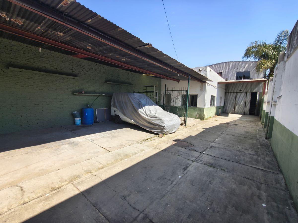 Foto de GALPÓN / DEPÓSITO EN VENTA EN LANÚS, imagen 5