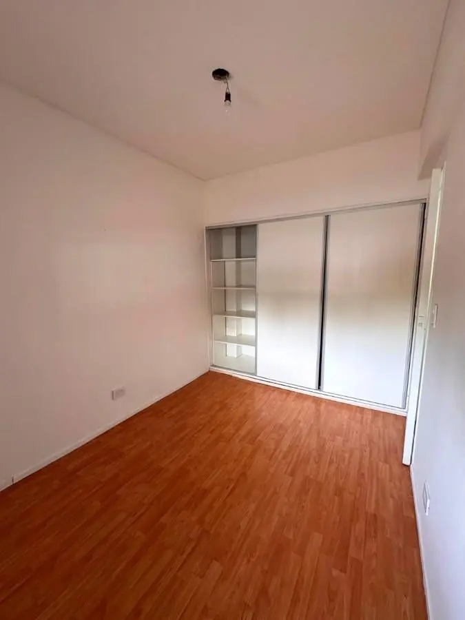 Departamento Planta Baja con Patio IMPECABLE!!! 8