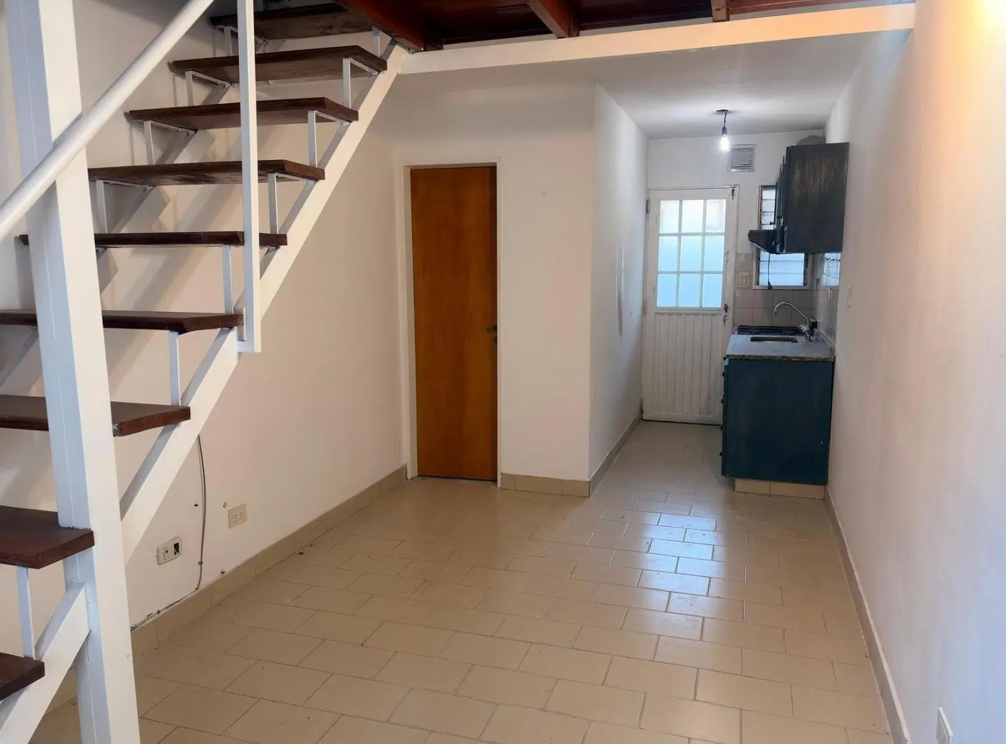 PH - Villa Luzuriaga 2 y 1/2 ambientes con patio sin Expensas! IMPECABLE!!!! 2