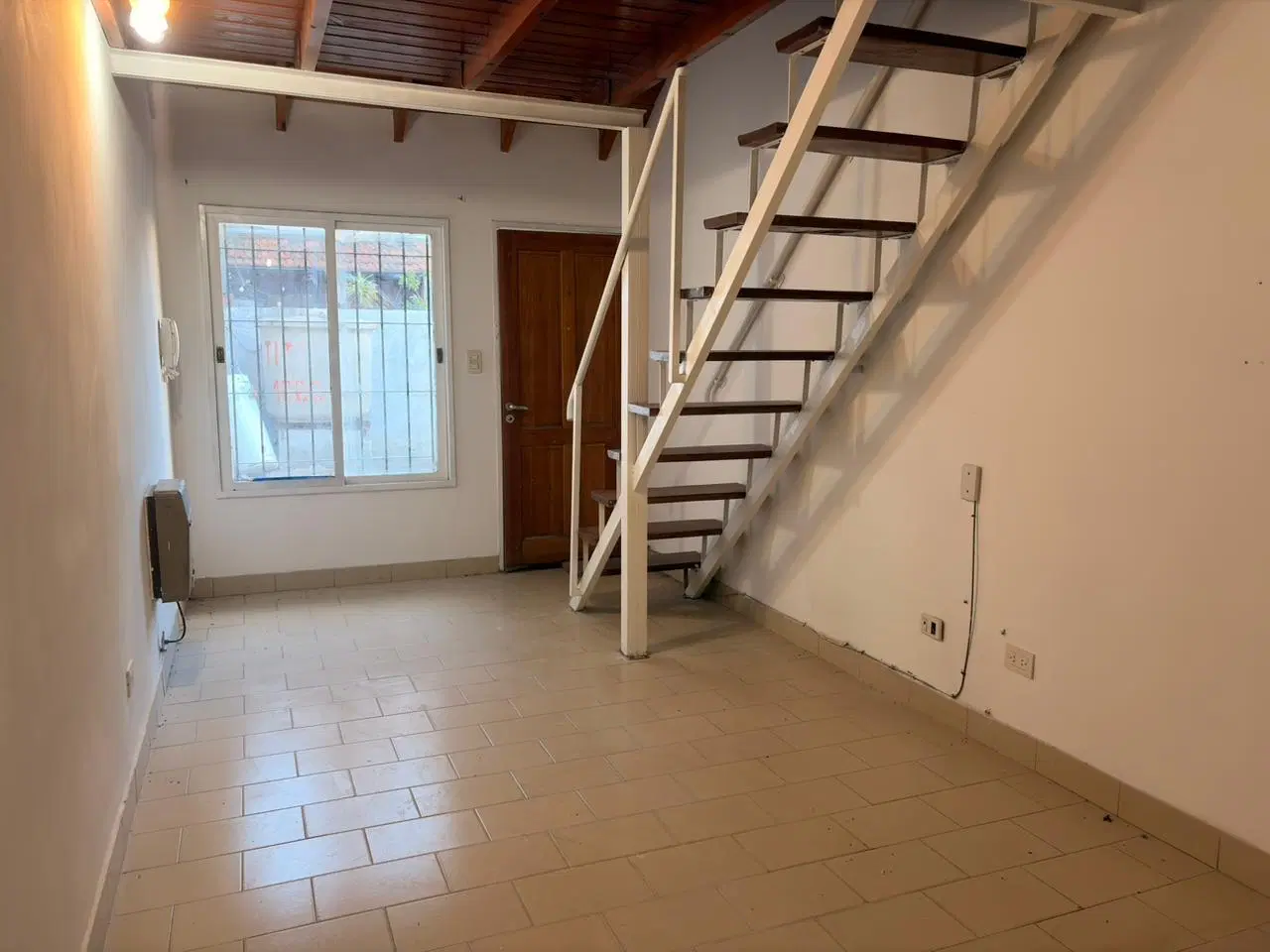 PH - Villa Luzuriaga 2 y 1/2 ambientes con patio sin Expensas! IMPECABLE!!!! 3