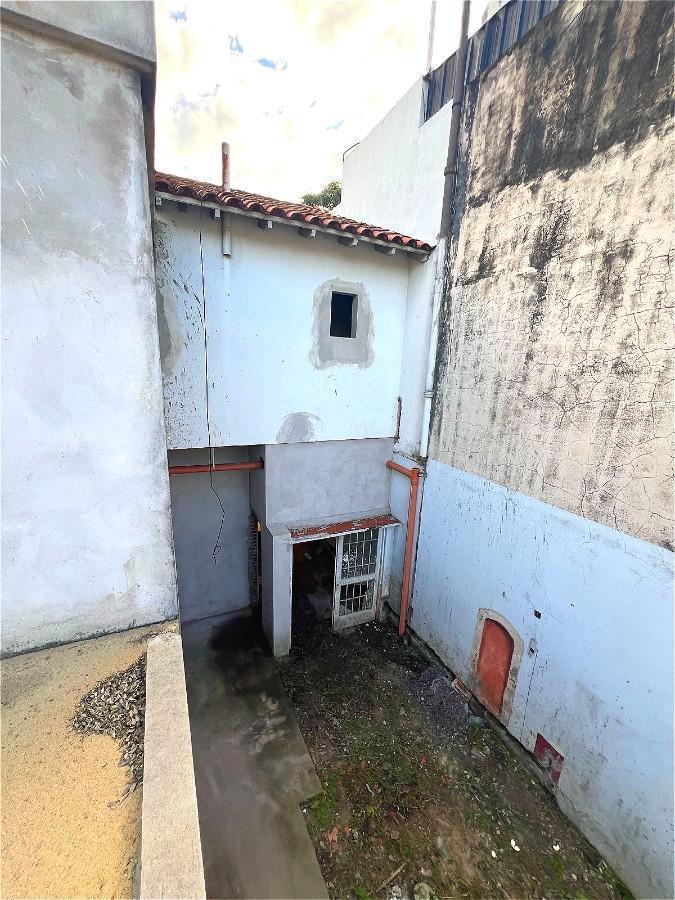 Foto de CASA 4 Ambientes Amplios! con FONDO PARQUIZADO y ENTRADA DE AUTO! a, imagen 5