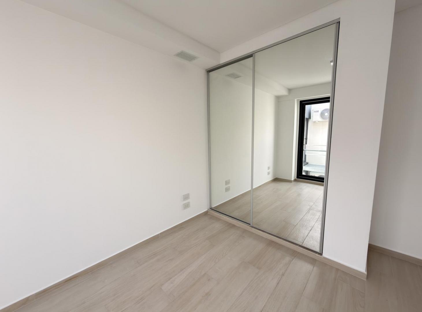 Foto de Alquiler de Departamento 2 Ambientes a ESTRENAR a metros del BOULEVARD, imagen 1