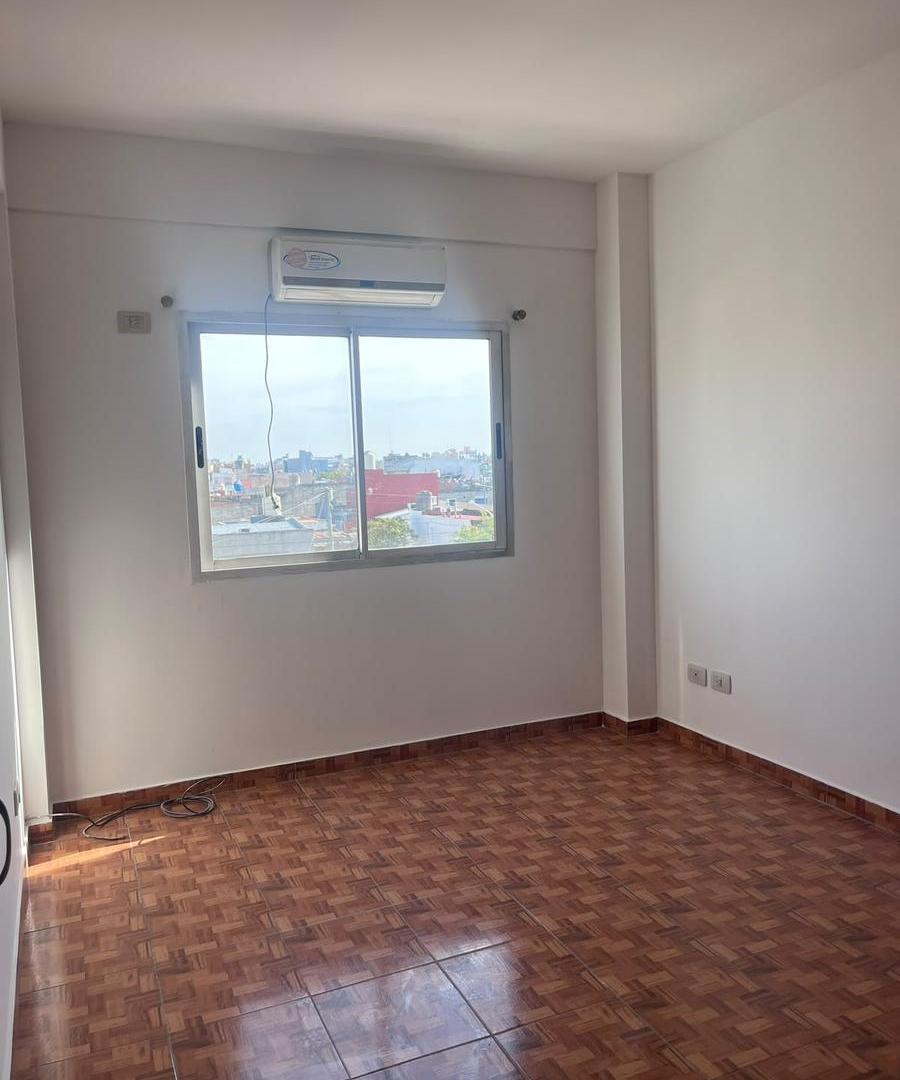 Foto de 3 AMBIENTES CON PATIO Y TERRAZA LOMAS DEL MIRADOR, imagen 5