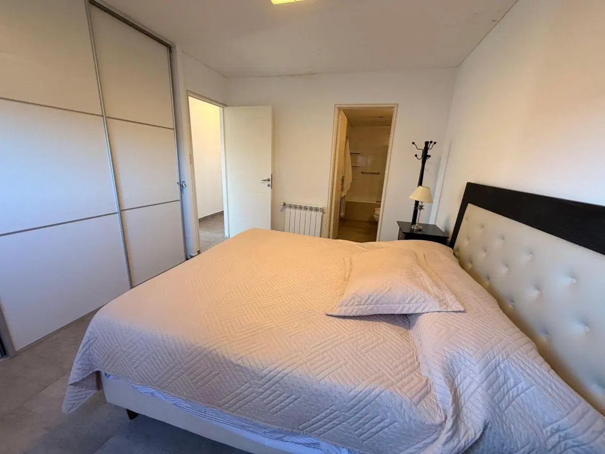 venta. Villa Carlos Paz. Centro. Departamento Categoría. Galería La Strada 2 dorm. amoblado 2