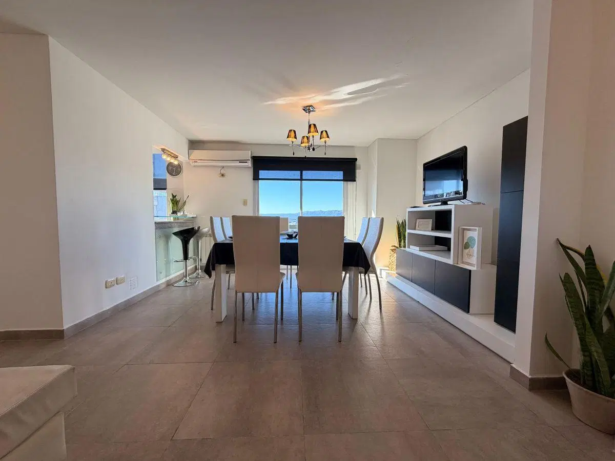 venta. Villa Carlos Paz. Centro. Departamento Categoría. Galería La Strada 2 dorm. amoblado 4