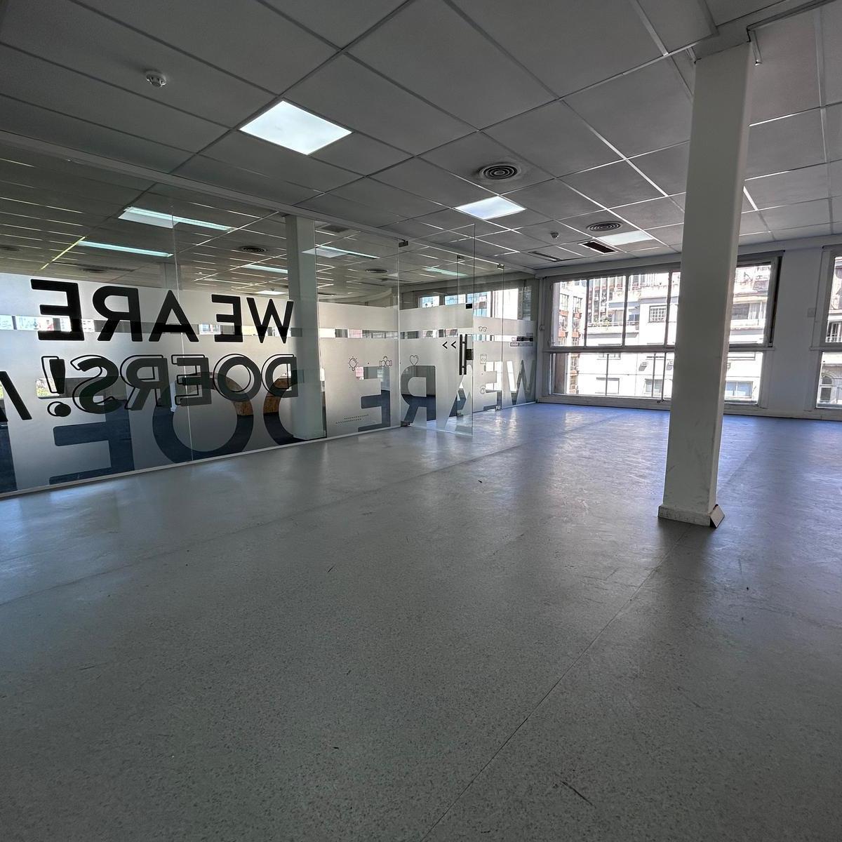 Foto de Oficinas en alquiler Plaza Roma, imagen 4