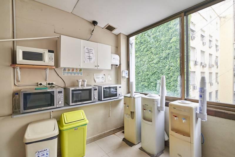 Foto de IMPORTANTE inmueble, oficinas en venta, imagen 3