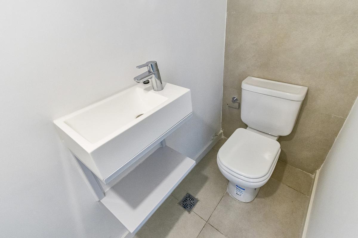 Venta  Departamento 3 ambientes con Jardín en Nuevo Beccar Central