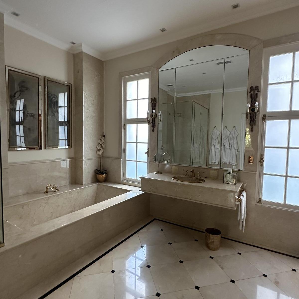 Venta Departamento Estilo Francés en Recoleta 2