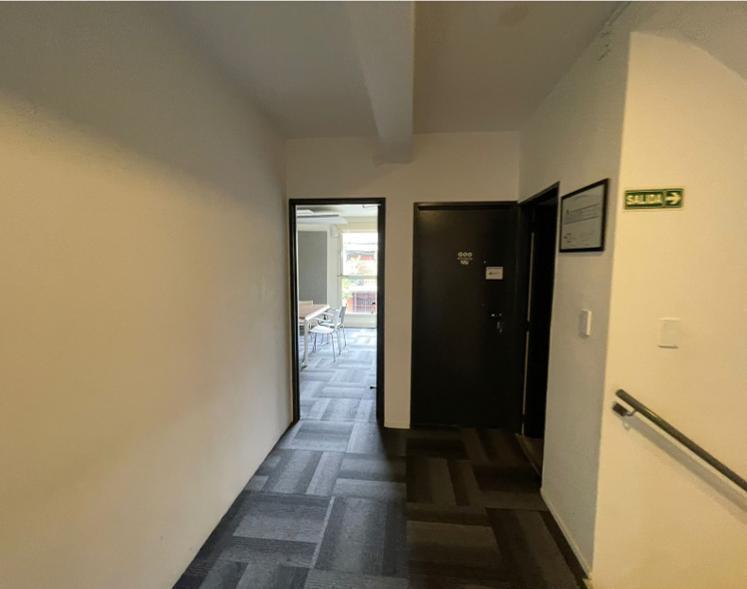 Foto de Excelente edificio en Block - reciclado a nuevo!! 900 m2, imagen 2