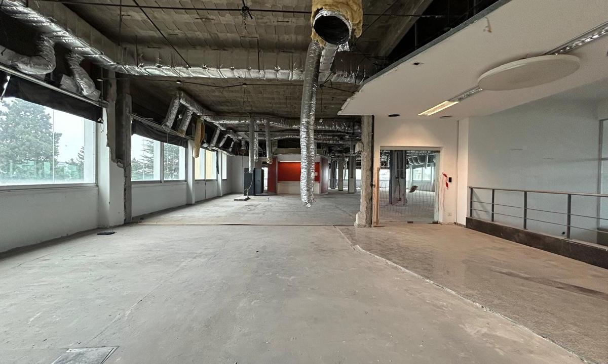 Foto de Alquiler oficina en Saavedra 1er piso(1500 m2), imagen 2