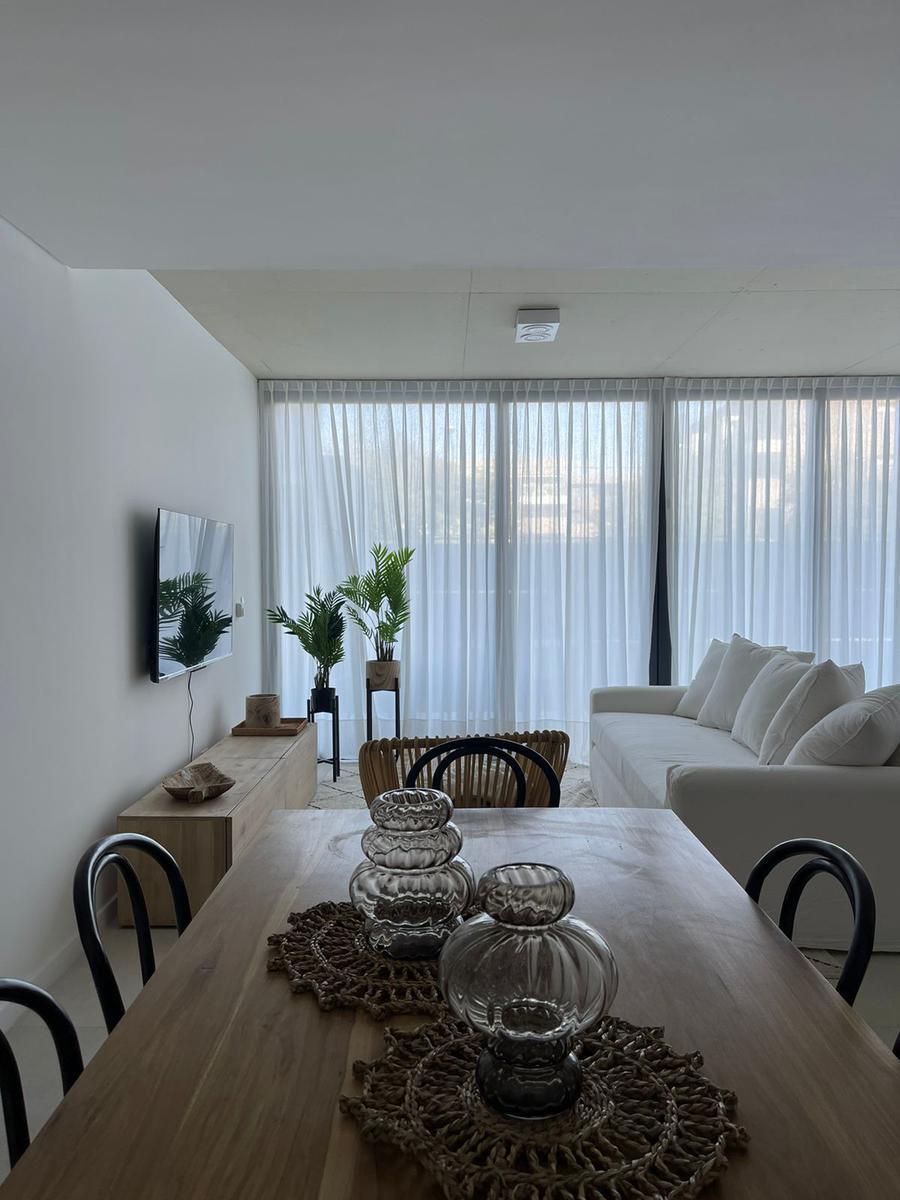 Foto de Venta departamento en dúplex de 3 ambientes con jardín y parrilla, imagen 2