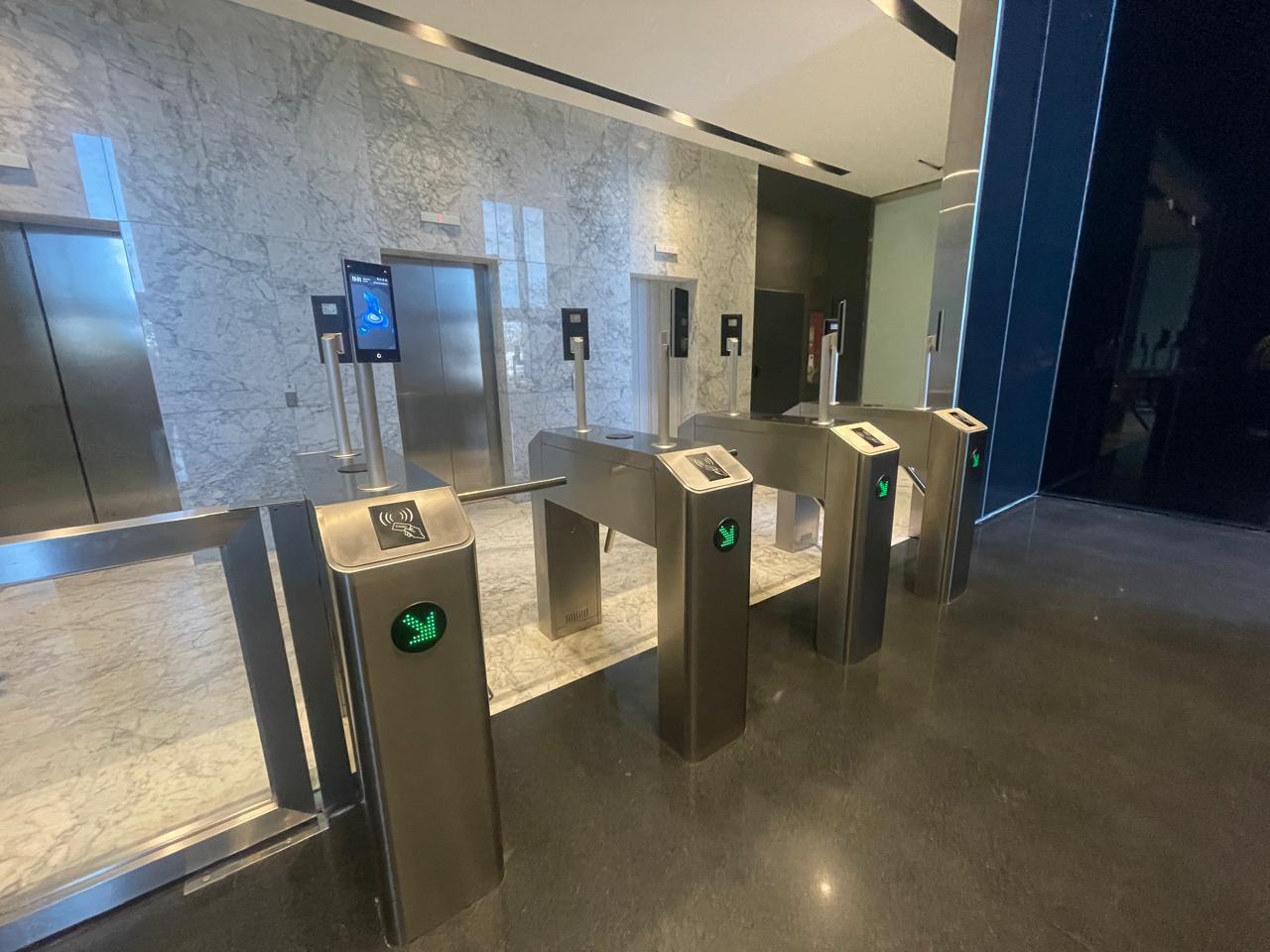 Foto de Oficina en Alquiler Edificio P8 Buenavista, imagen 4