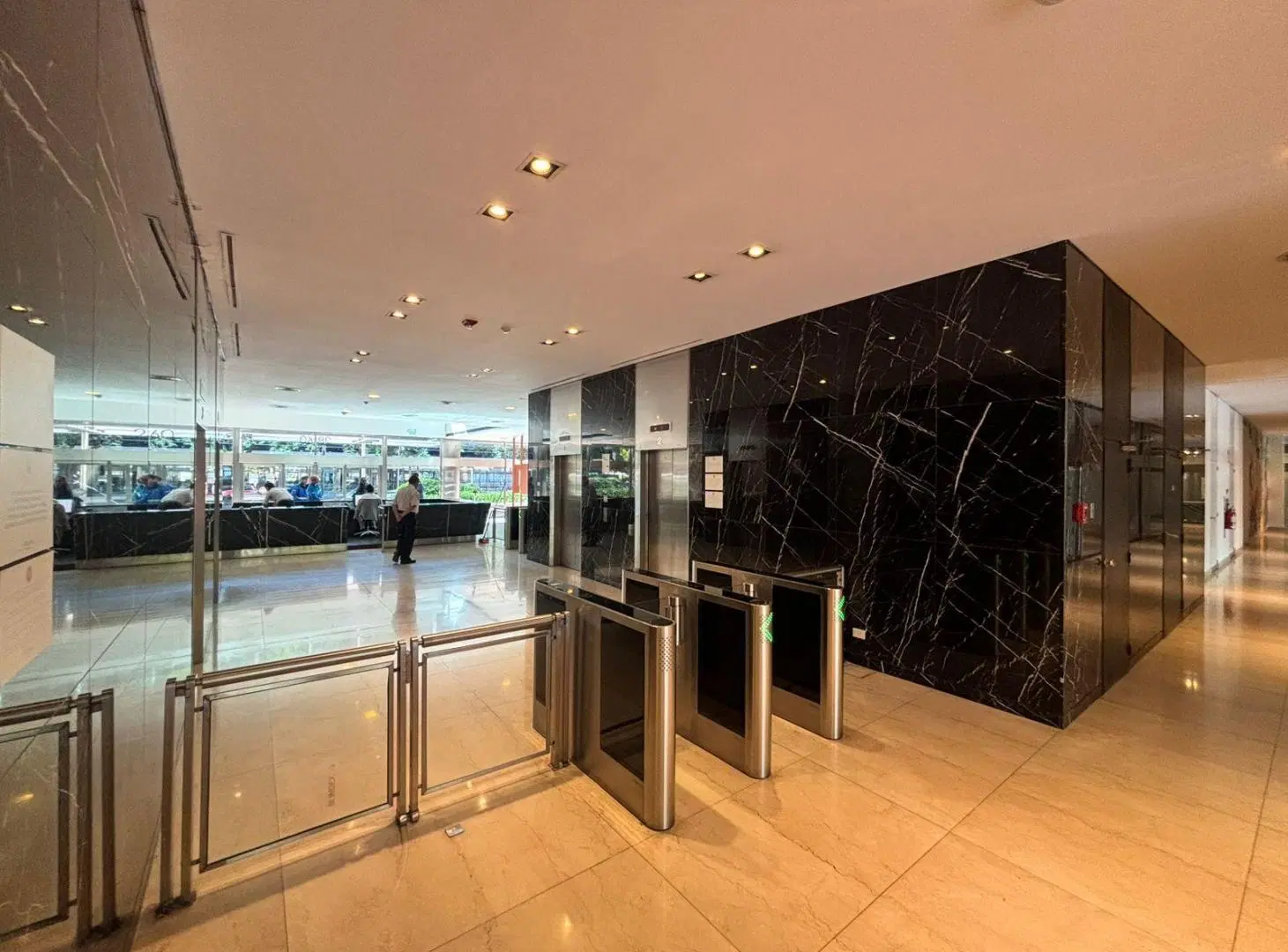 Oficinas AAA en alquiler 4