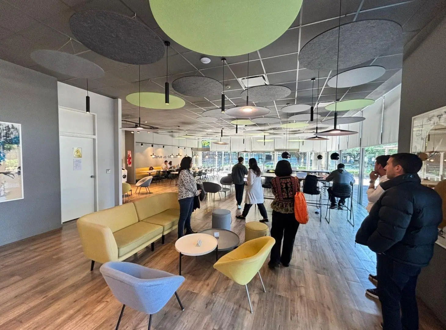 Oficinas en alquiler - Centro empresarial Urbana 5