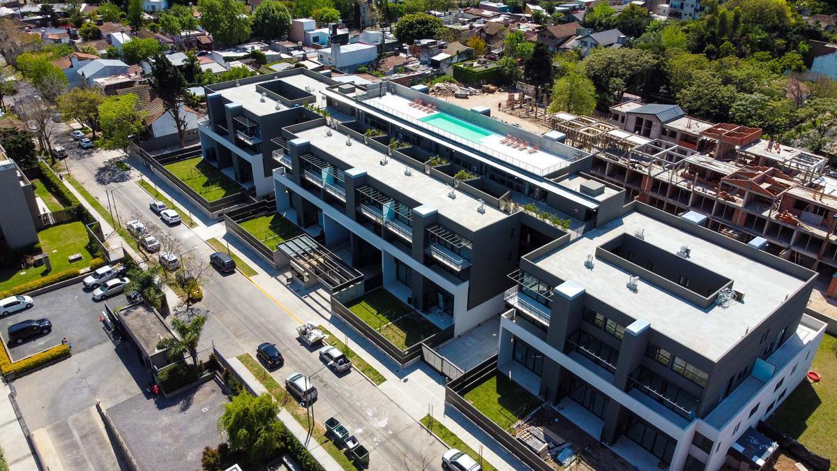 Venta  Departamento 3 ambientes con Jardín en Nuevo Beccar Central