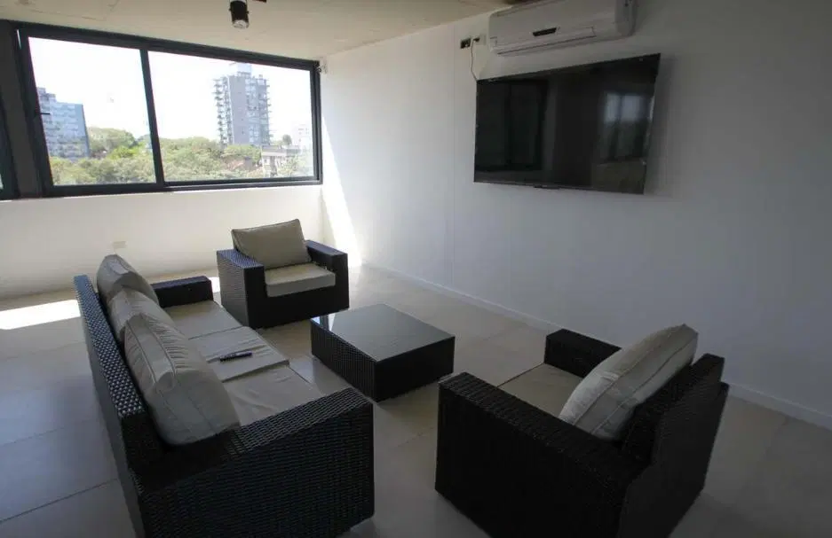 Venta departamento 2 ambientes, escritorio y balcón con parrilla 5
