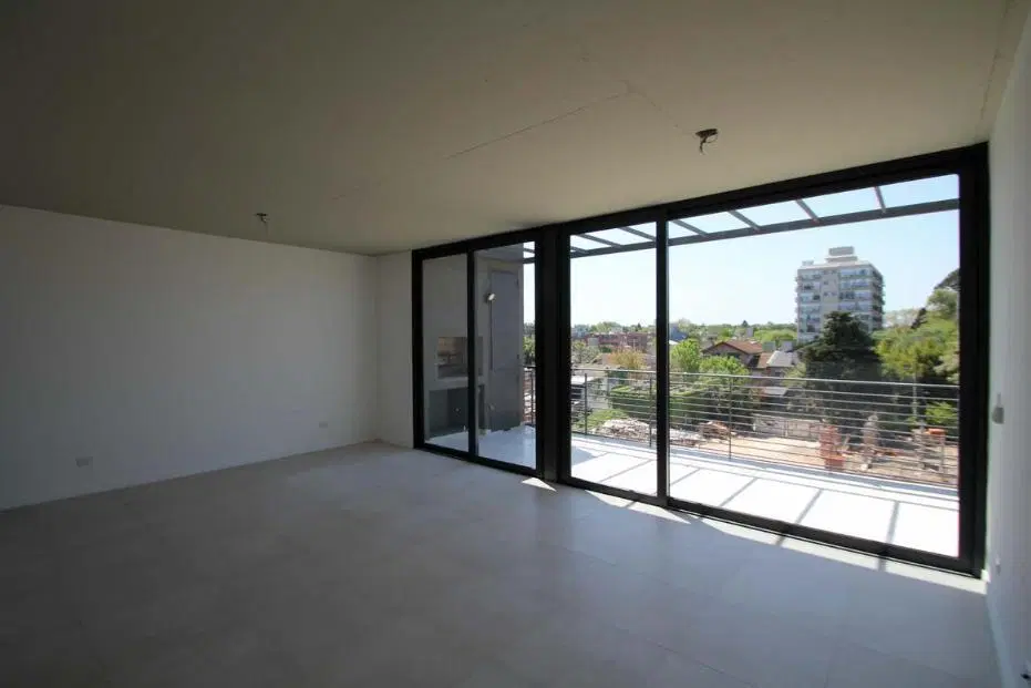 Venta departamento 2 ambientes, escritorio y balcón con parrilla 3