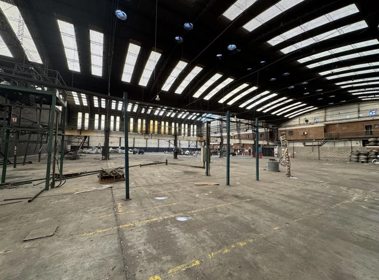 Depósito/Nave Industrial en Venta/Alquiler en Loma Hermosa. 3