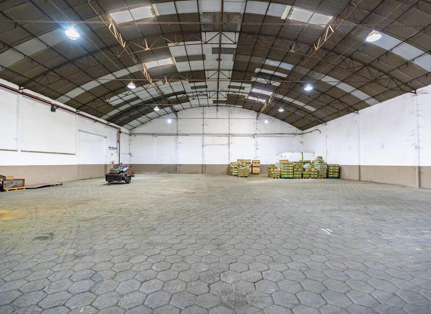 Foto de Depósito de 1.185 m2 dentro de parque industrial multipropósito, imagen 2