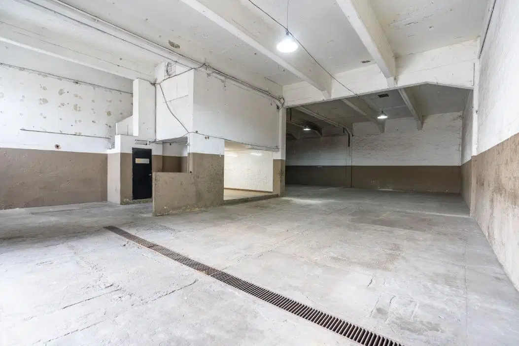 Depósito de 355 m2 dentro de parque industrial multipropósito 3