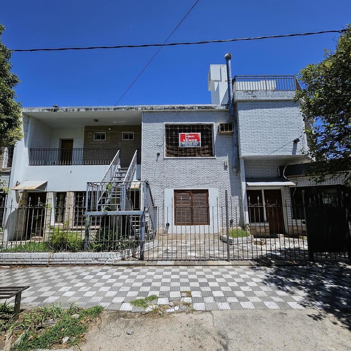 Apart Hotel / Hostel de 20 Dorm. 2 Locales Frente Al Privado, Parque Velez Sarsfield 4