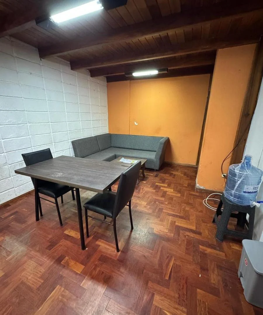 Foto de Oficina en Centro apto profesional con tres privados/salas de reuniones, imagen 3