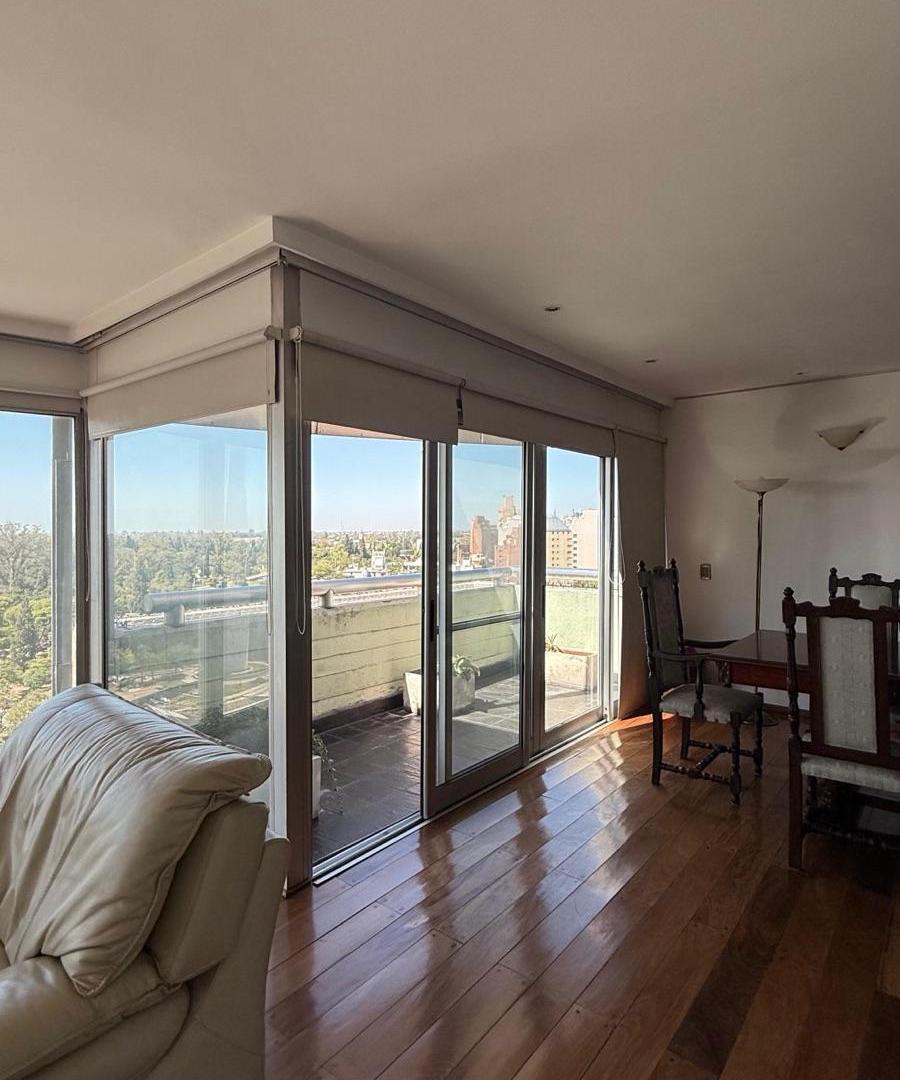 Foto de Exclusivo piso en venta frente al Parque Sarmiento con vistas a Plaza, imagen 3
