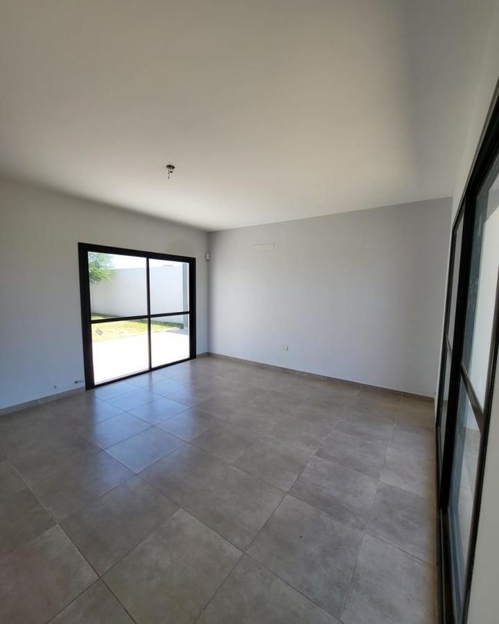 Foto de Solares de Manantiales, casa en venta de 3 dormitorios, patio con, imagen 3