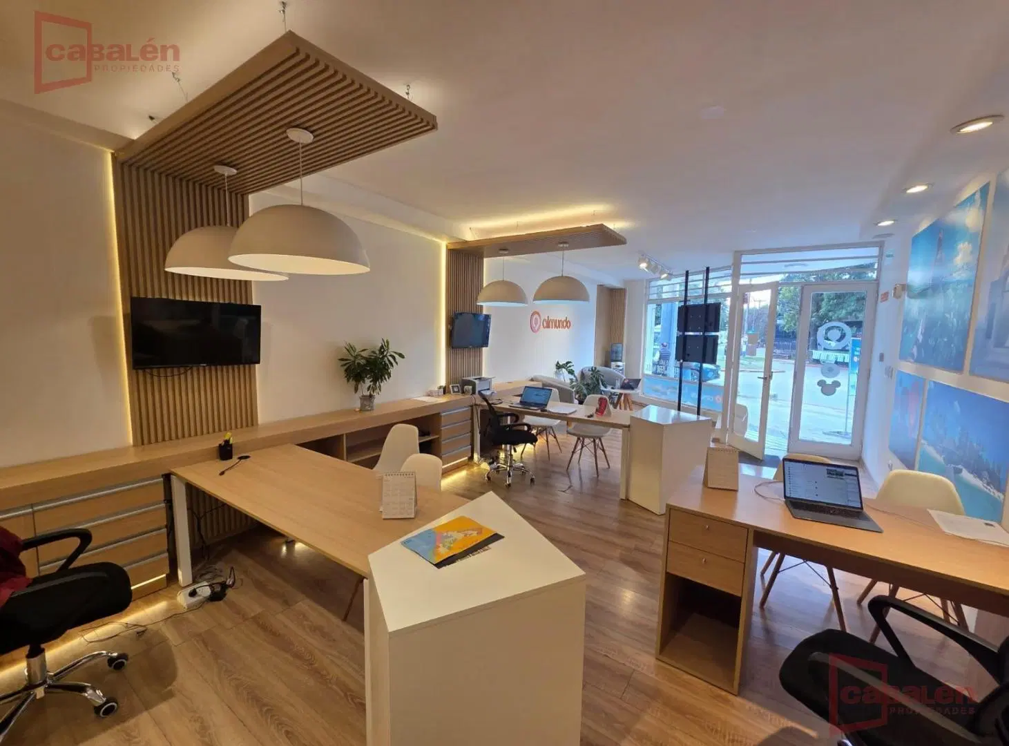 Local de 50m2 en alquiler. Ricchieri 3304 Excelente visibilidad! 4