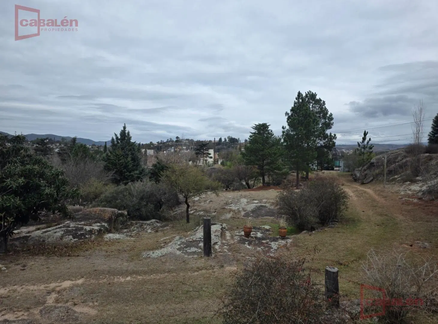 Casa en Venta, 4 Dormitorios, pileta y vista Panorámica sobre terreno de 4740m2, Villa del Lago 3