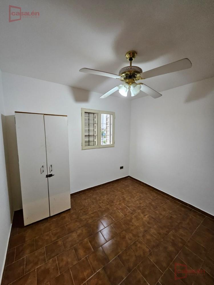 Foto de Departamento de 2 dormitorios en alquiler con balcón y aire, imagen 1