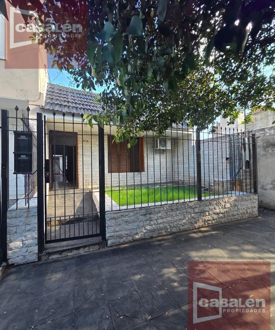 Foto de Crisol Sur casa en oportunidad de dos dormitorios con patio, imagen 1