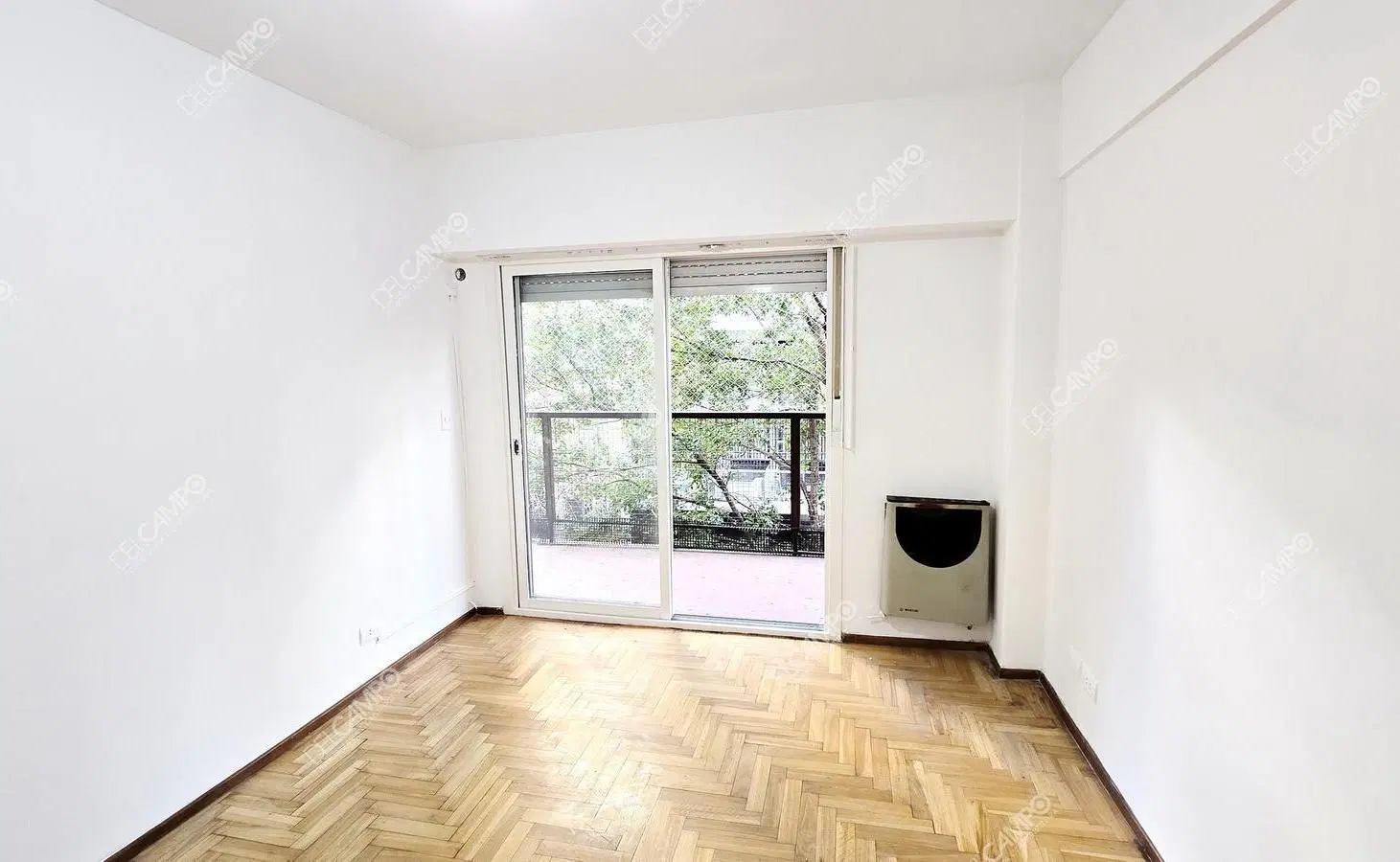 Roosevelt 3200 - Coghlan - Departamento tres ambientes con cochera fija y balcon al frente luminoso 4