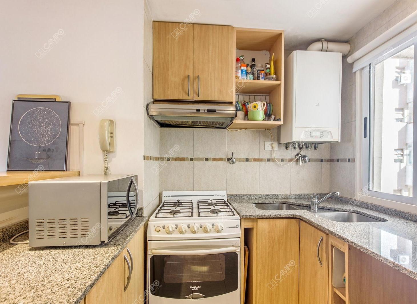 Foto de DEL CAMPO VENDE: EXCELENTE DPTO 3 AMB SOBRE BLVR. Y A MTS DE AV. CABILDO, imagen 5