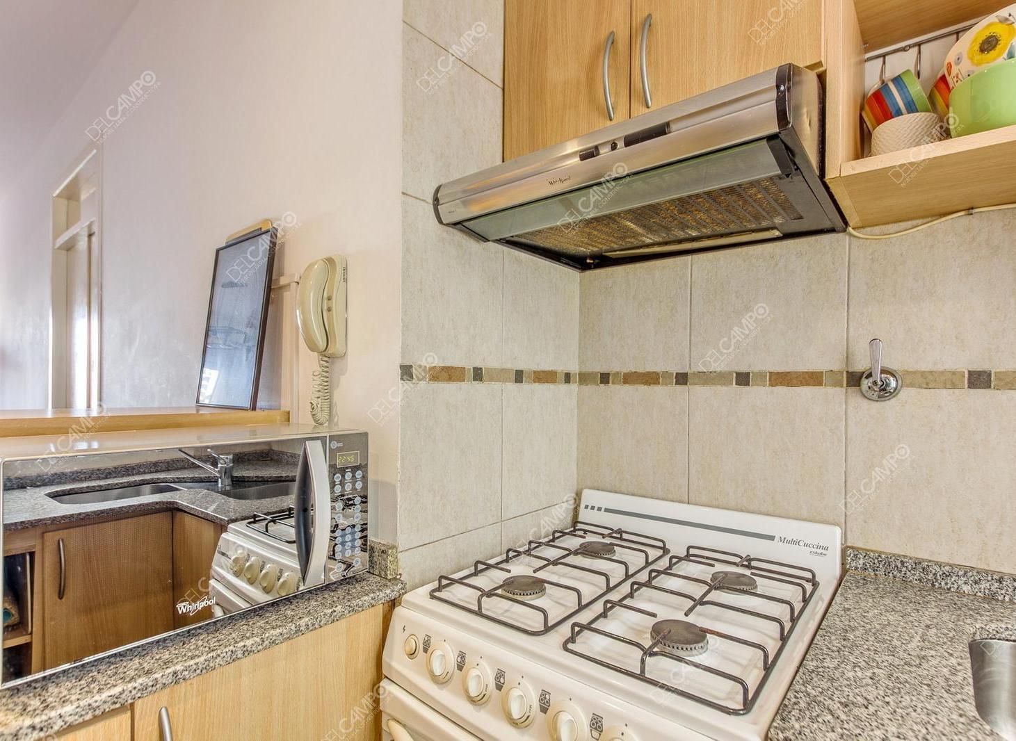 Foto de DEL CAMPO VENDE: EXCELENTE DPTO 3 AMB SOBRE BLVR. Y A MTS DE AV. CABILDO, imagen 4