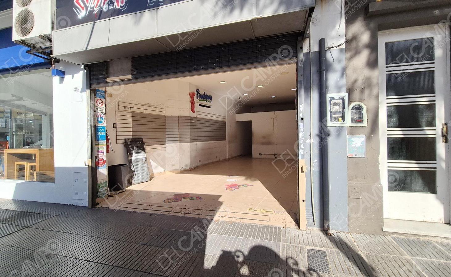 Foto de Av. Cabildo al 4500 - Nuñez - Local de 55 m2 Libres con frente a la, imagen 1