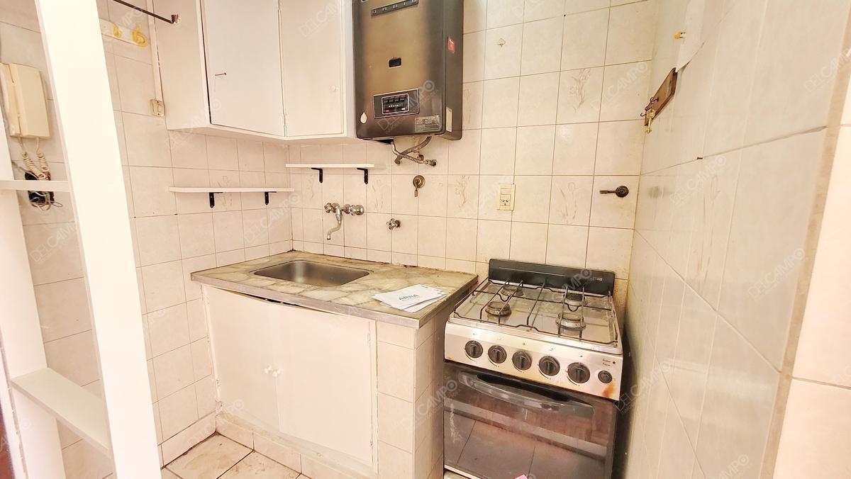 Foto de San Nicolas 2200 - Villa del Parque - 3° x Escalera - Bajas Expensas, imagen 2