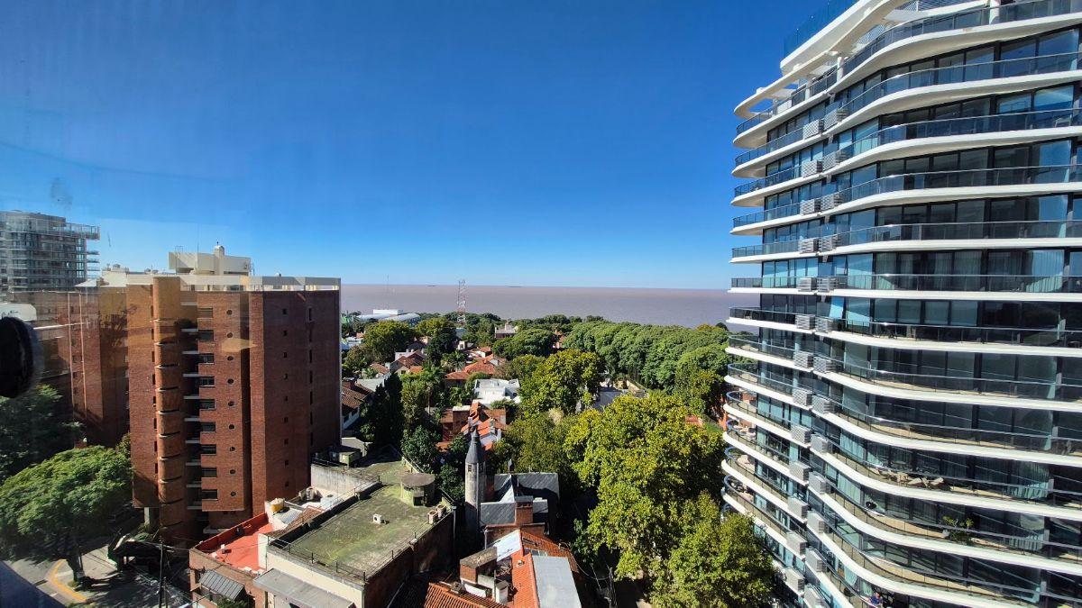 Foto de UBICACION PERFECTA VISTA FRANCA AL RIO PISO ENTERO DOS COCHERAS, imagen 5